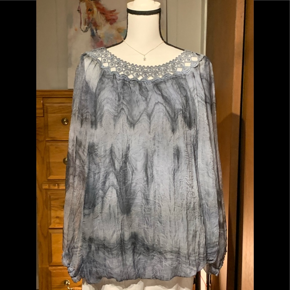 Pretty Puffy Blue Balloon Blouse!